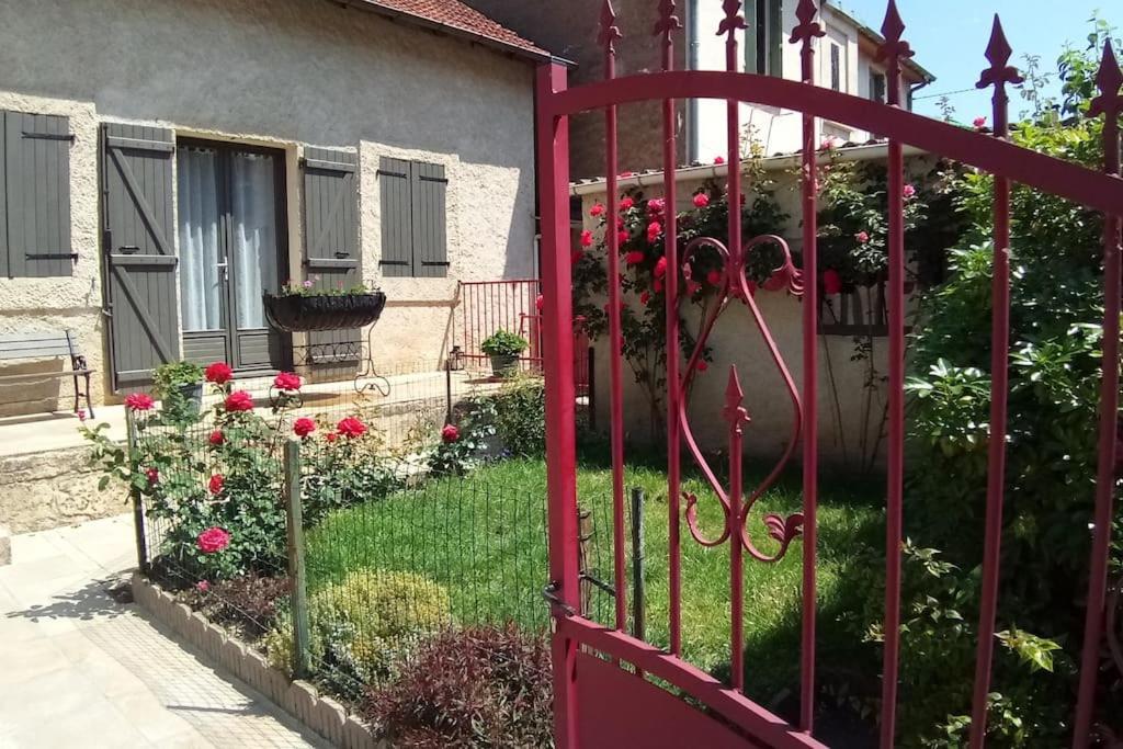 Maison Aux Portes Du Centre Historique De Avec 3 Et Garage *